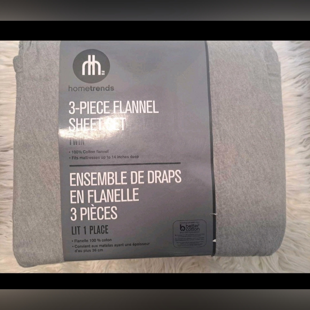 Brand New Hometrends 3 Piece Gray Flannel Sheet Set - Twin